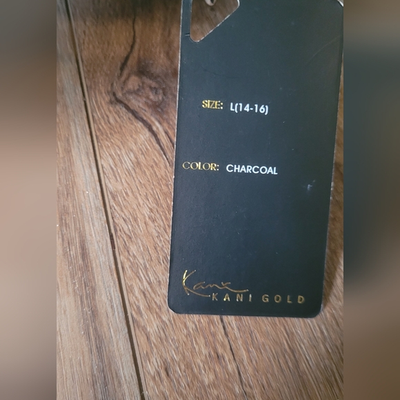 NWT Kani Gold Puffer Jacket, Boys14-16, charcoal, detachable hood - Picture 7 of 8